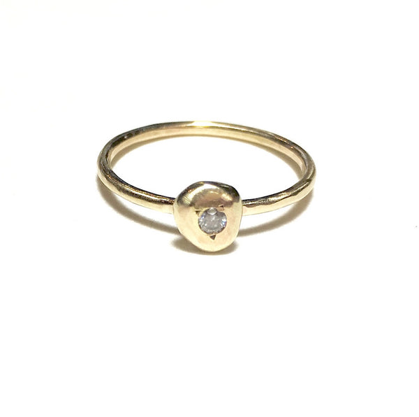 pebble ring with diamond
